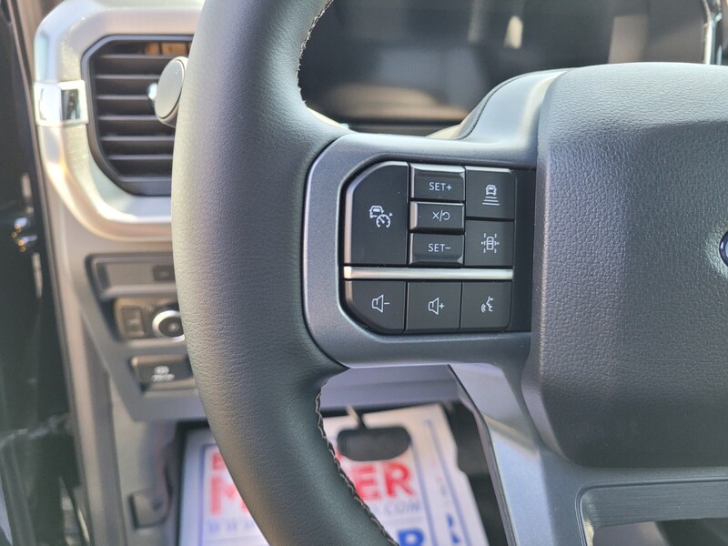2025 Ford F-150 Lariat photo 22