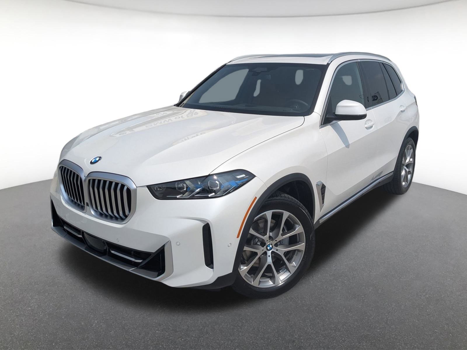 New 2026 Mineral White Metallic BMW xDrive40i image 1