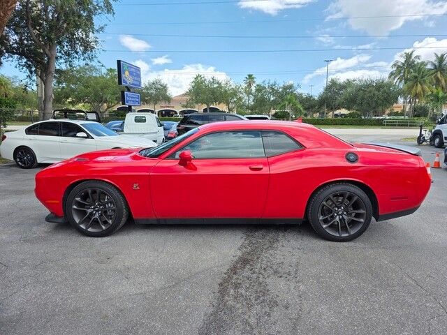2021 Dodge Challenger R/T Scat Pack photo 3