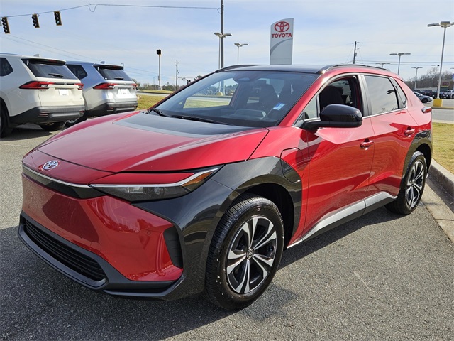 2024 Toyota bZ4X XLE photo 2