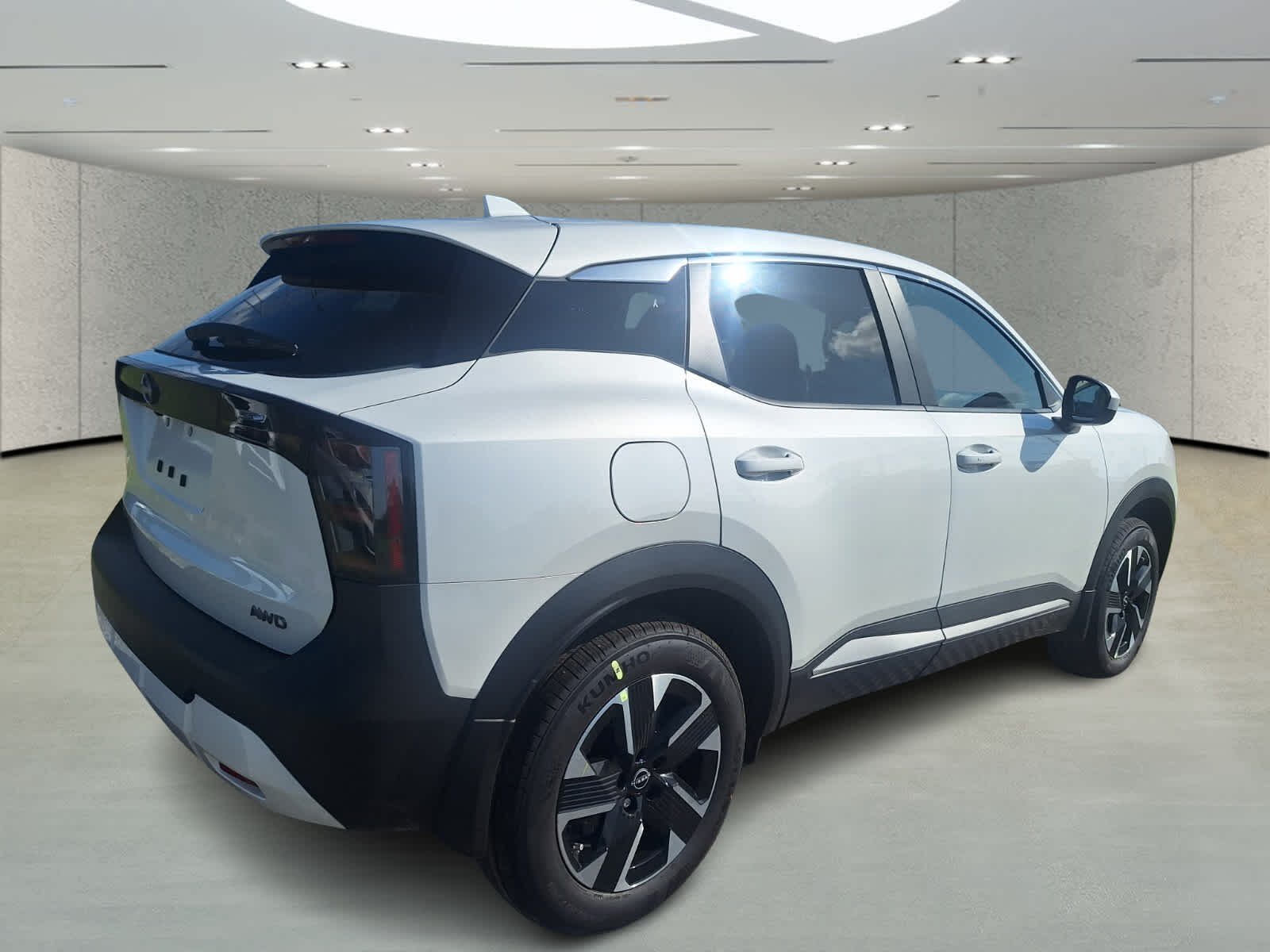 2025 Nissan Kicks SV photo 5
