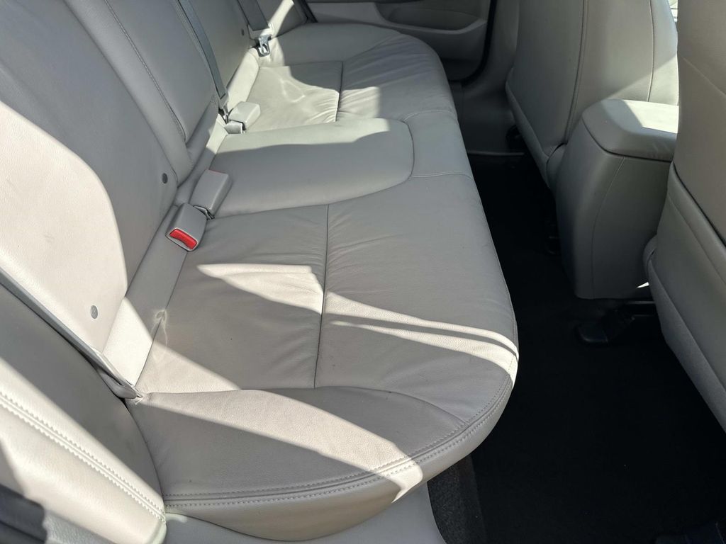 2012 Honda Civic EX-L photo 26