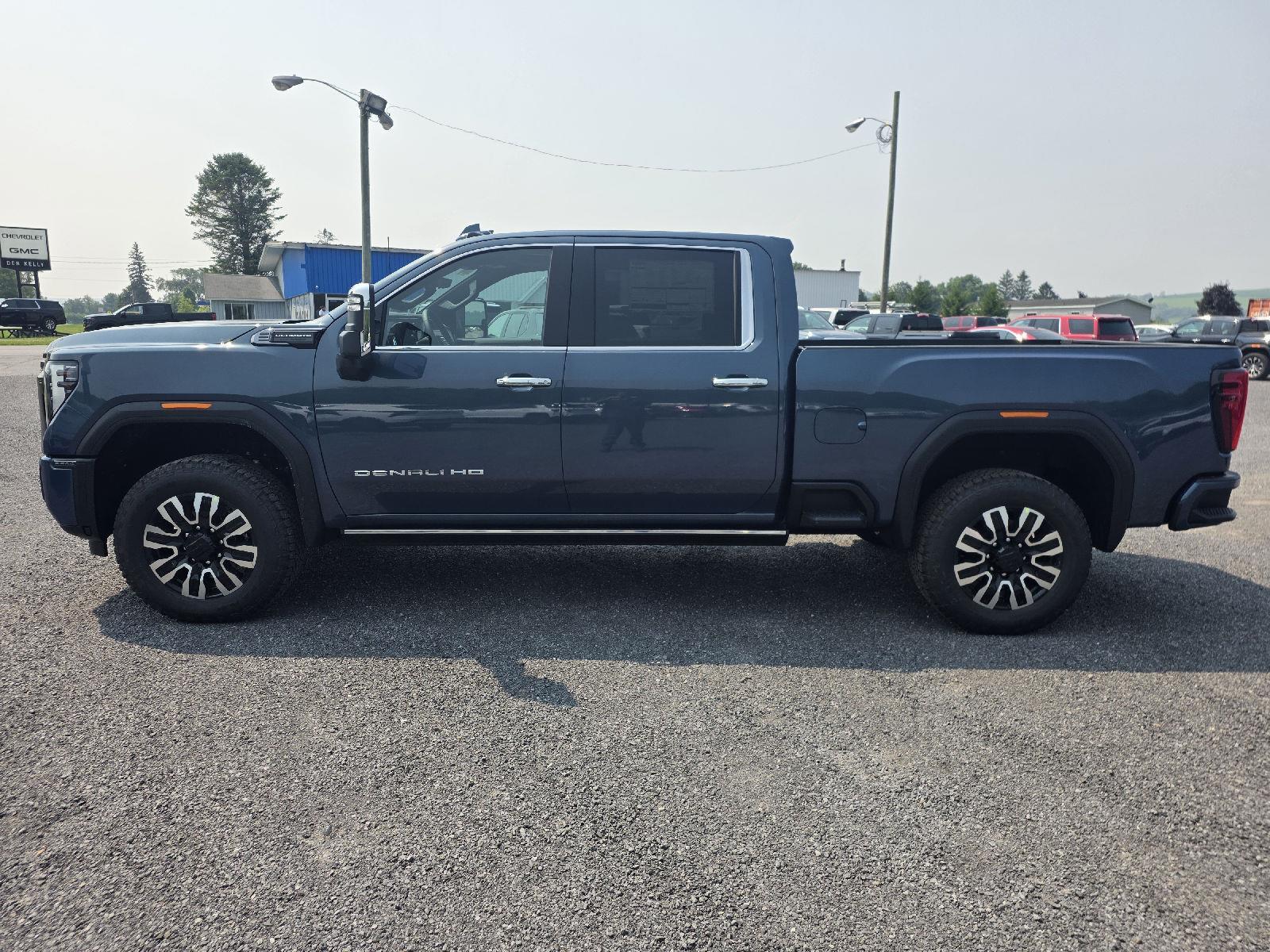 2025 Gmc Sierra 2500 HD Denali Ultimate photo 2