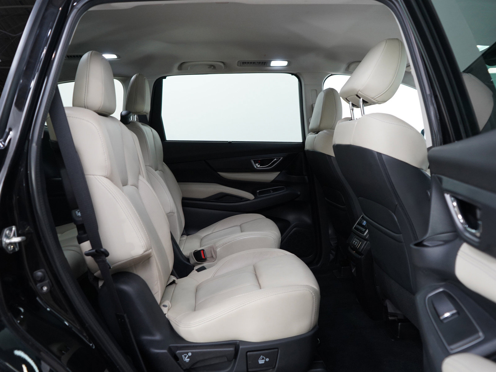2020 Subaru Ascent Limited photo 11