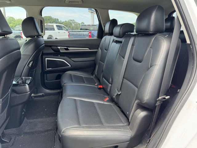 2022 Kia Telluride LX photo 8