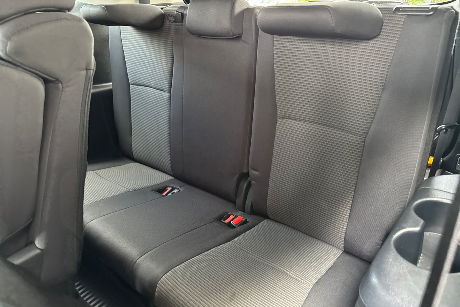 2024 Toyota Highlander LE photo 14