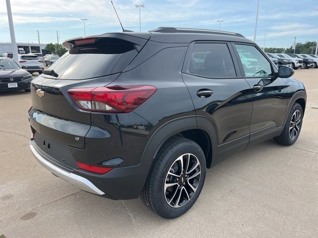 2026 Chevrolet Trailblazer LT photo 4