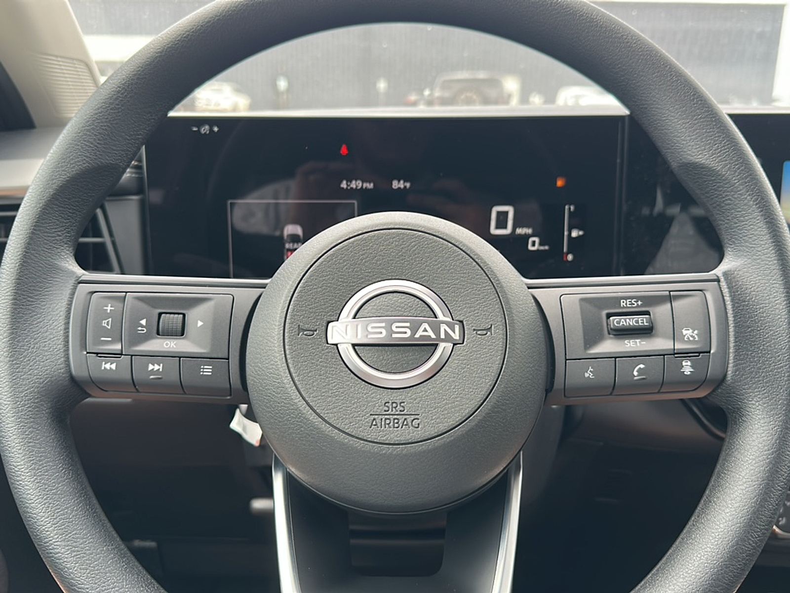 2025 Nissan Kicks SV photo 4