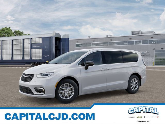 2026 Chrysler Pacifica Select's photo