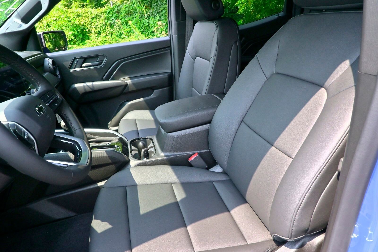 2026 Chevrolet Colorado Trail Boss photo 4