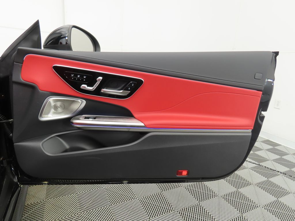 2025 Mercedes Benz CLE 450 4MATIC photo 31