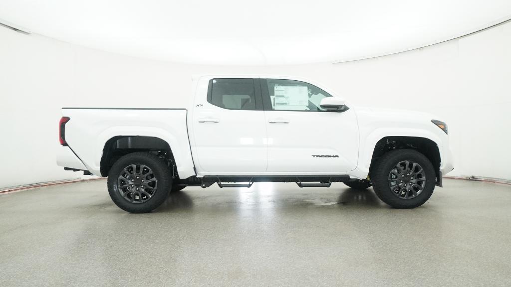 2025 Toyota Tacoma SR5 4x4 Double Cab photo 26