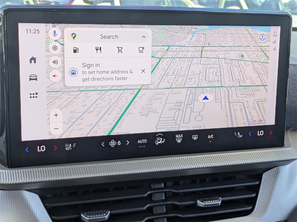 2025 Ford Explorer photo 20