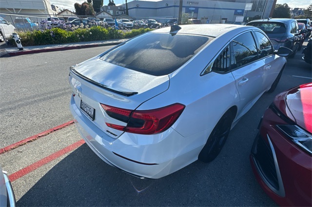 2021 Honda Accord Sport photo 2