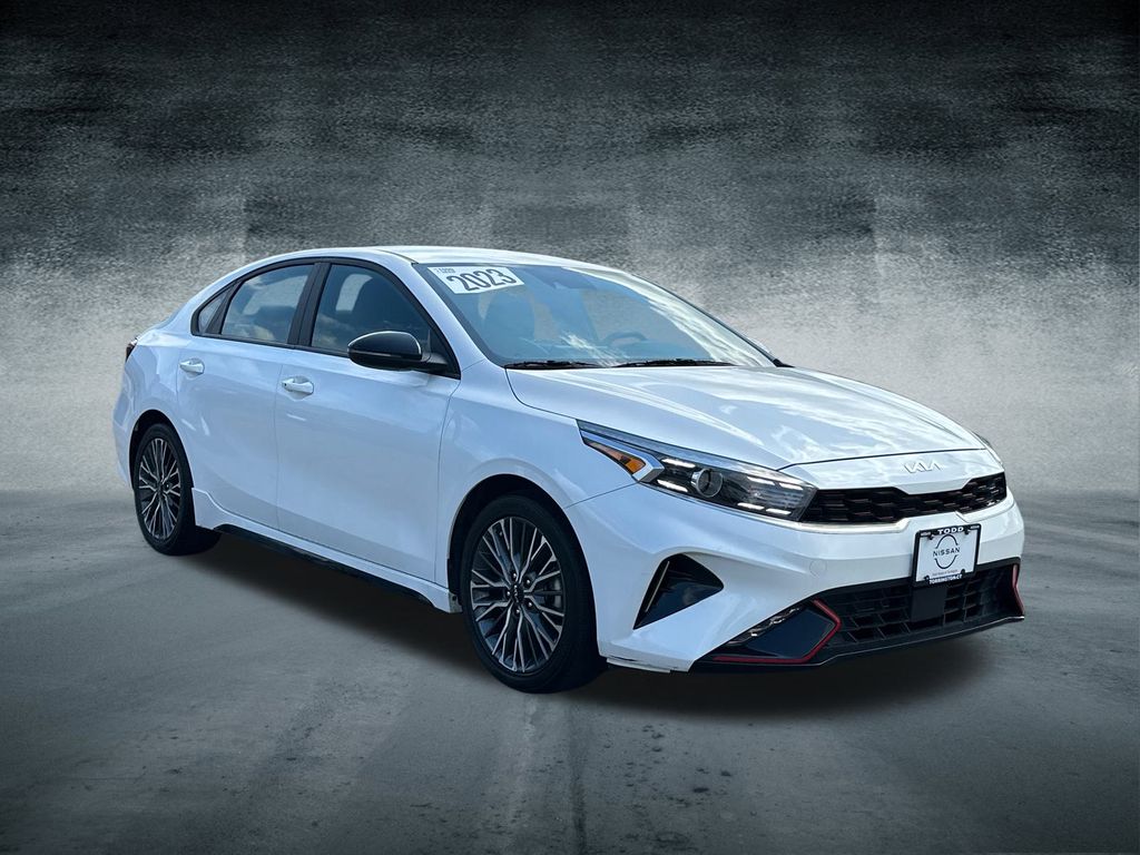 2023 Kia Forte GT-Line photo 5