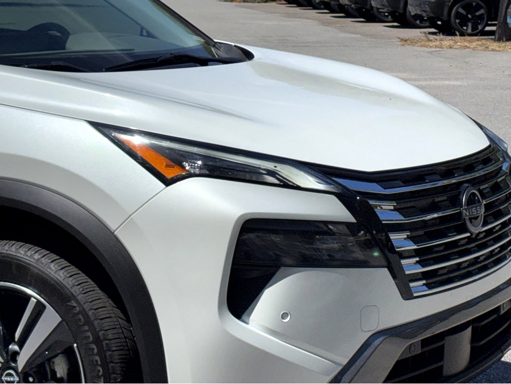 2024 Nissan Rogue SL photo 27