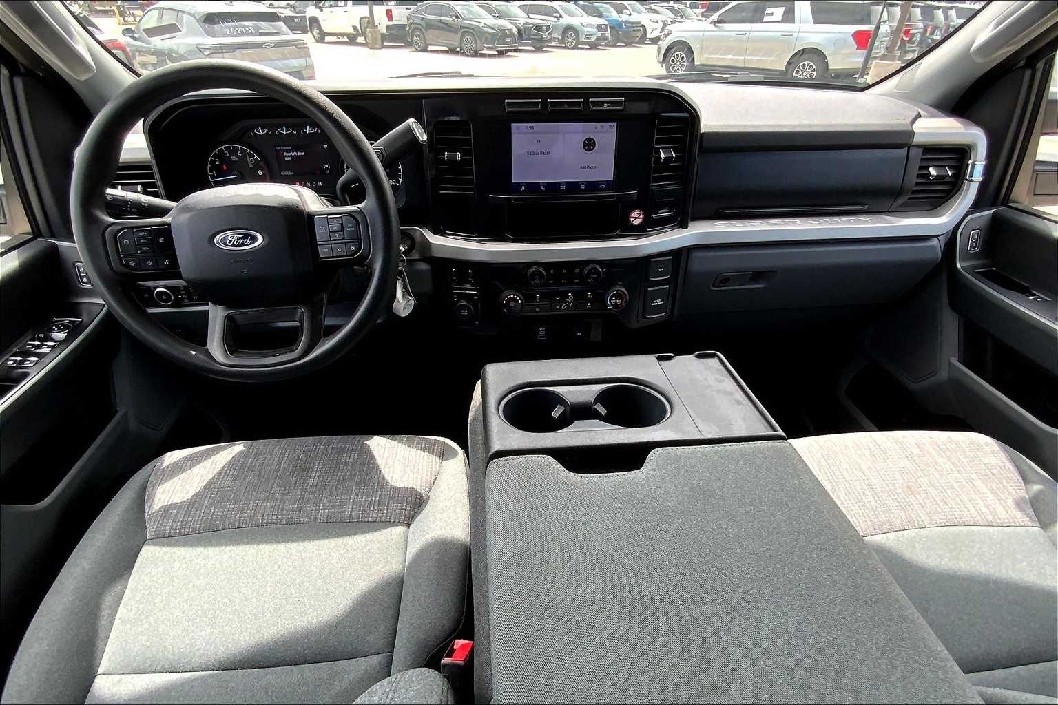 2024 Ford F-250 XLT photo 14