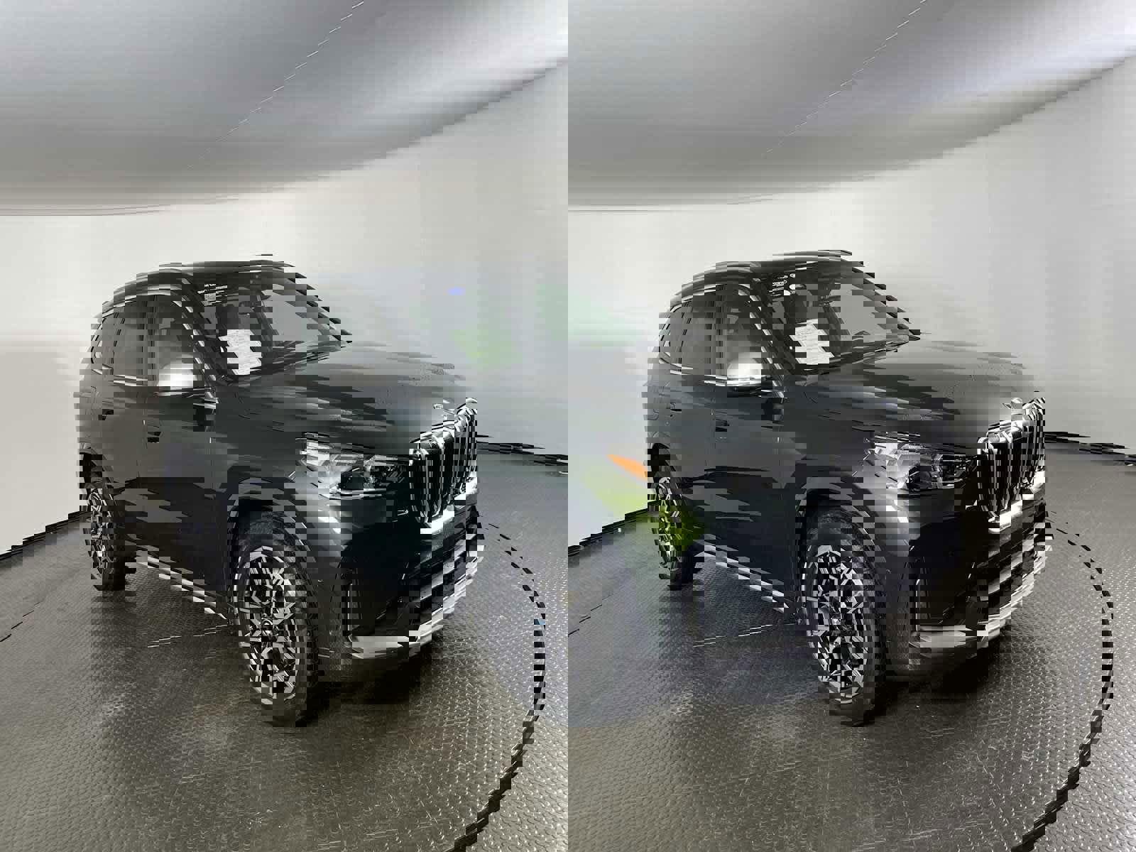 2024 Bmw X1 XDrive28i photo 2