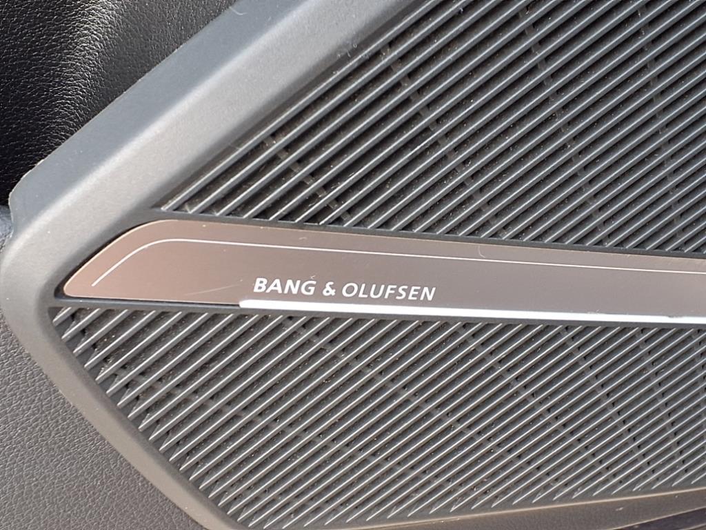 2023 Audi Q5 S line Premium Plus photo 4