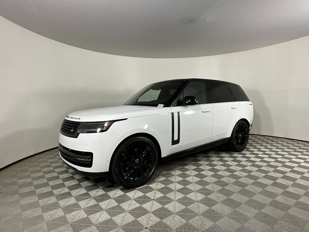2025 Land Rover Range Rover SE's photo