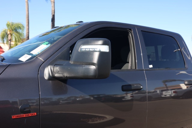 New 2026 Granite Crystal Metallic Clear-Coat Exterior Paint RAM Tradesman image 11