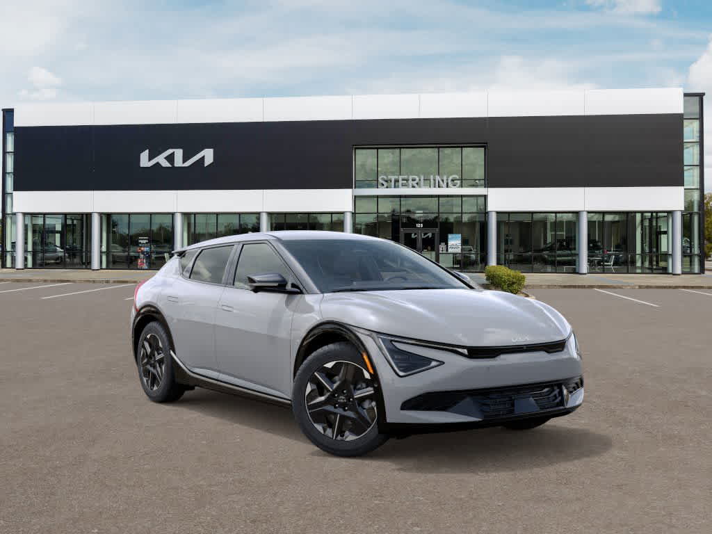 2025 Kia EV6 Wind's photo