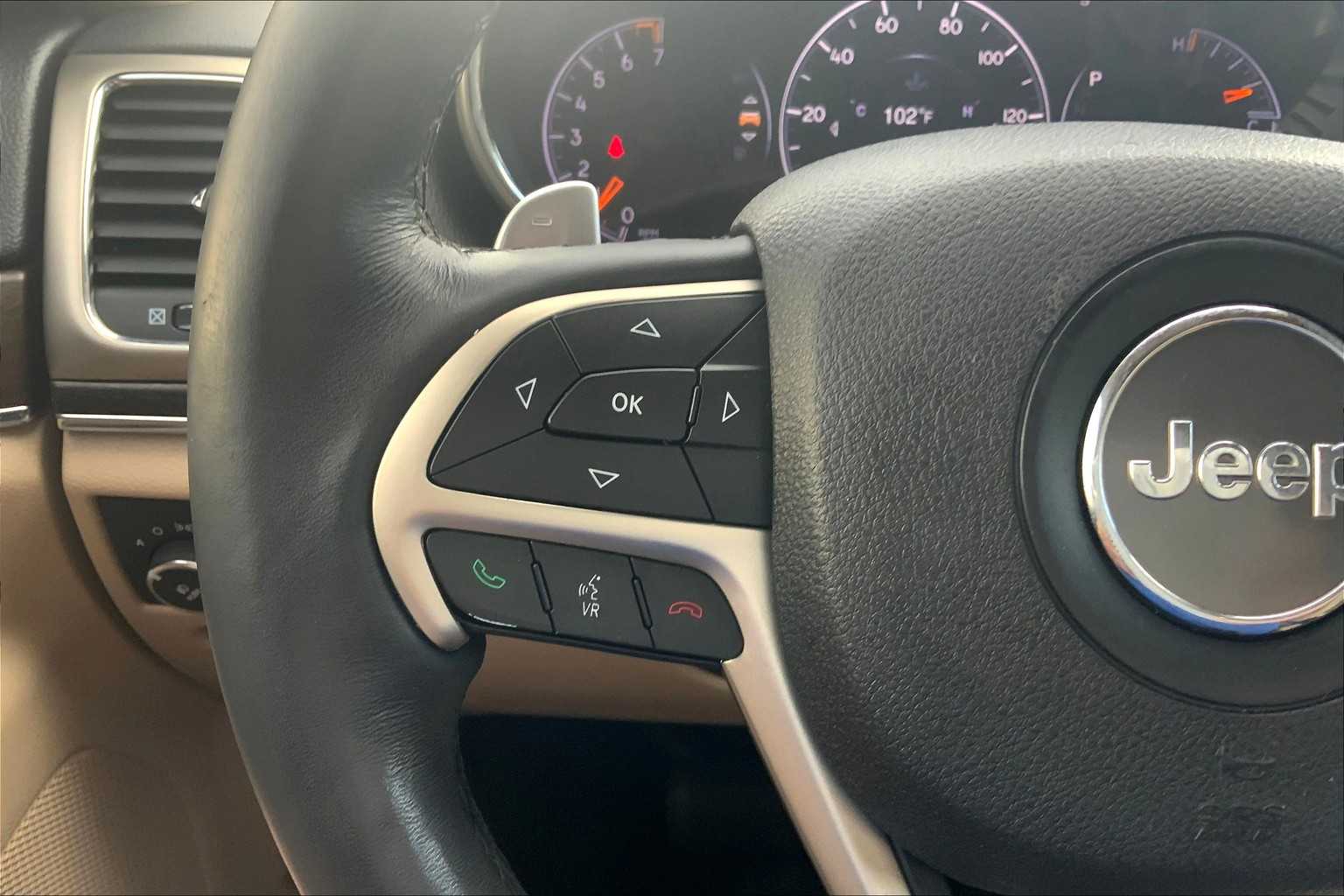 2015 Jeep Grand Cherokee Limited photo 21
