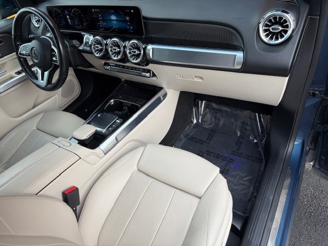 2021 Mercedes Benz GLB 250 4MATIC photo 16