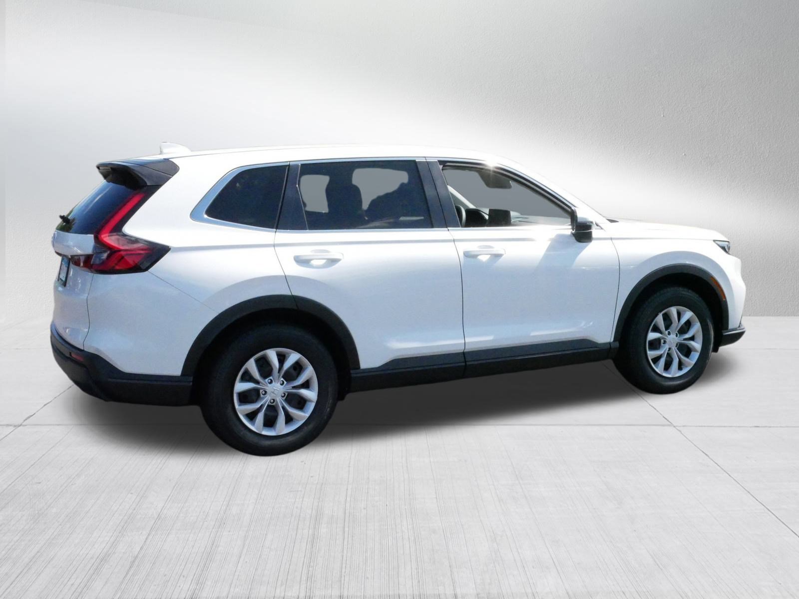 2025 Honda CR-V LX photo 7