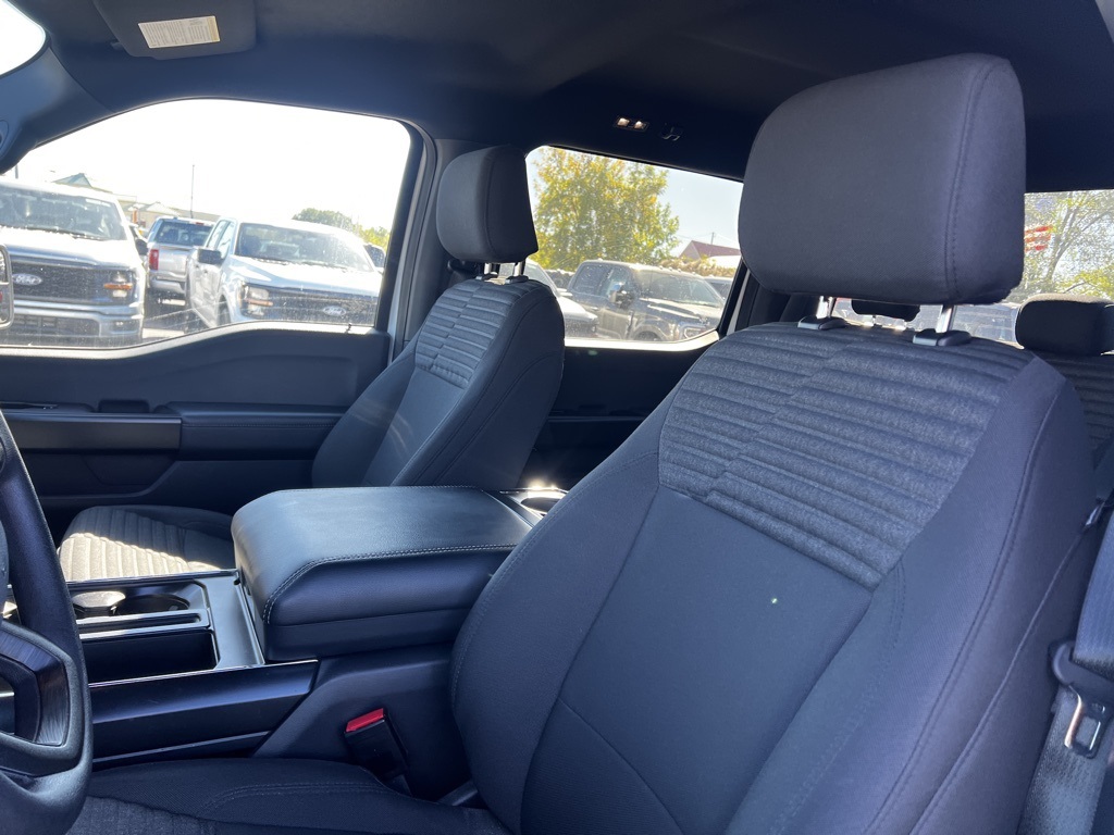 2022 Ford F-150 XL photo 4