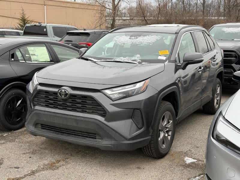 Used 2024 Toyota RAV4 XLE with VIN 2T3W1RFV9RW324362 for sale in Northfield, Minnesota