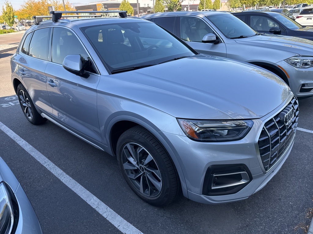 2021 Audi Q5 45 Premium Plus photo 2