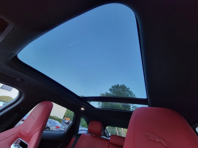 2025 Jaguar F-PACE R-Dynamic S photo 34