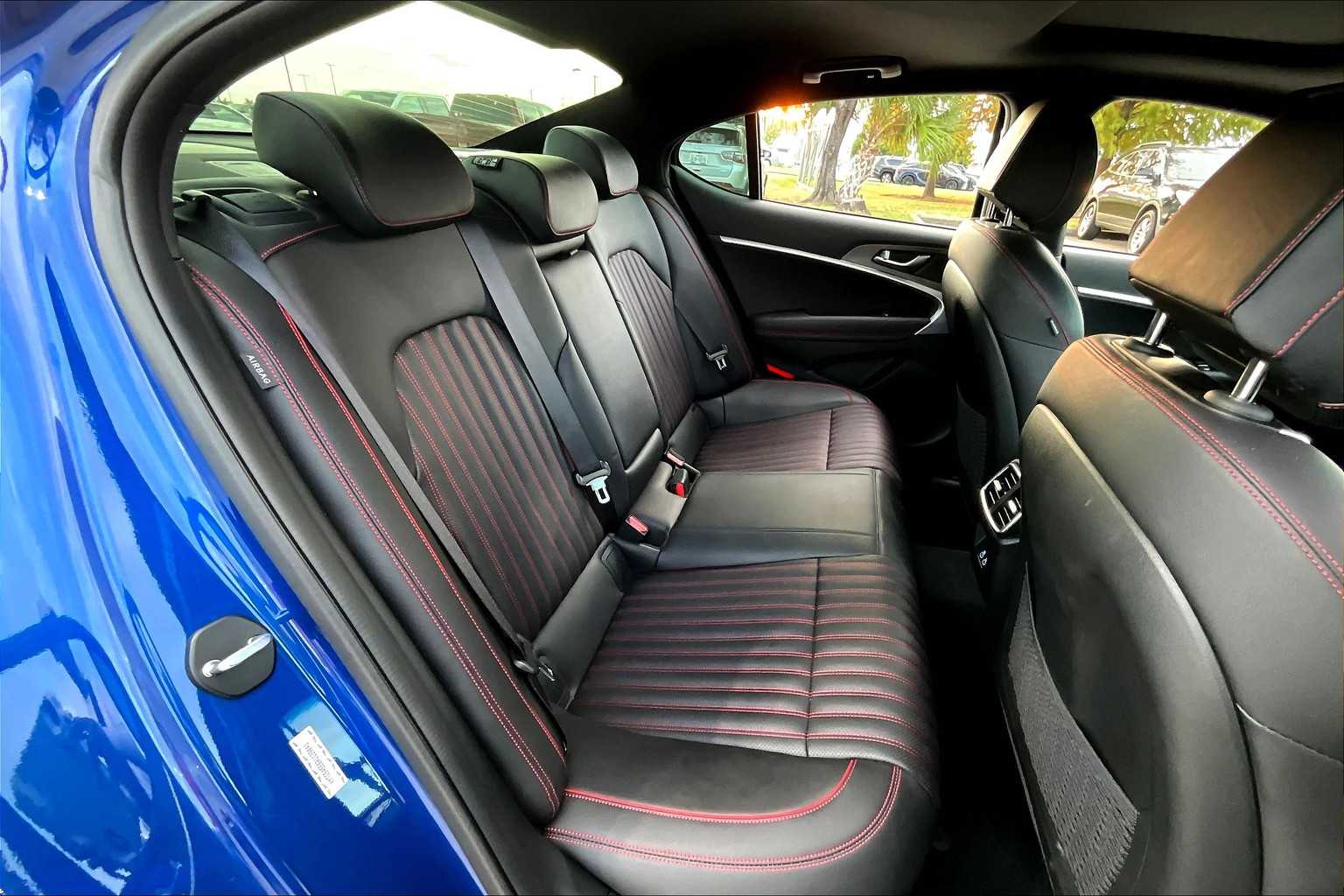 2024 Genesis G70 3.3T Sport Advanced photo 19