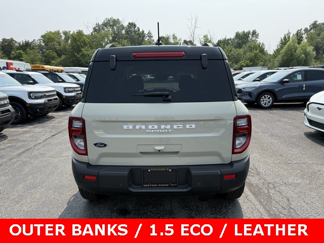 2025 Ford Bronco Sport Outer Banks photo 5