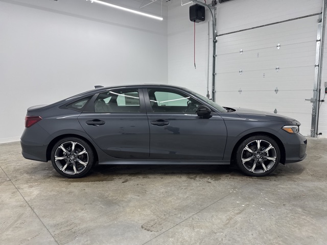 2026 Honda Civic Hybrid Sport Touring photo 4