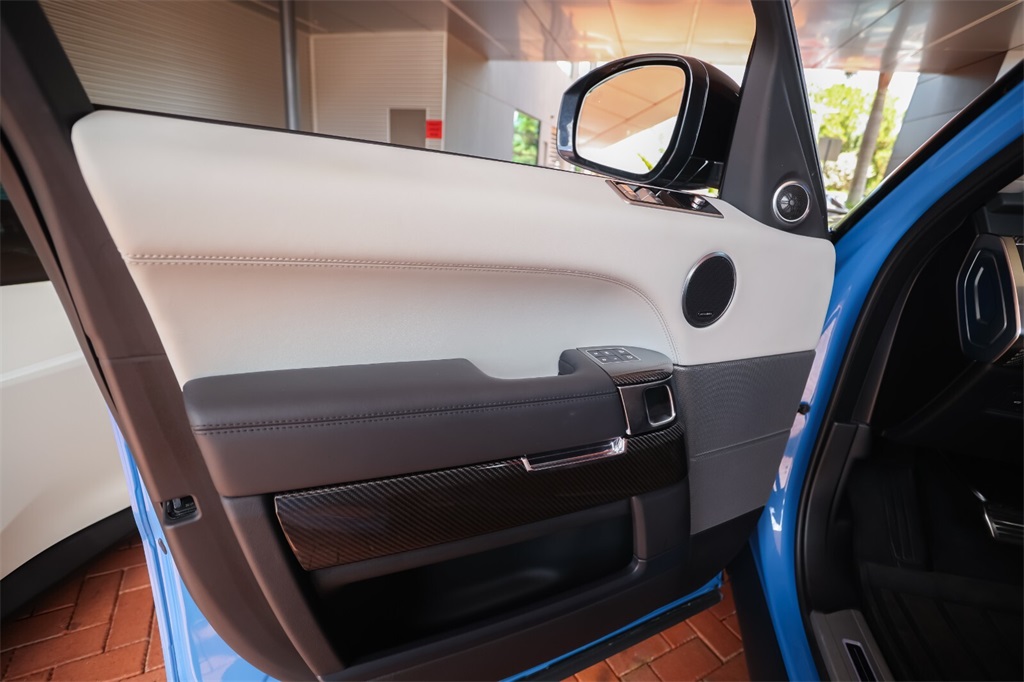2022 Land Rover Range Rover Sport SVR photo 33