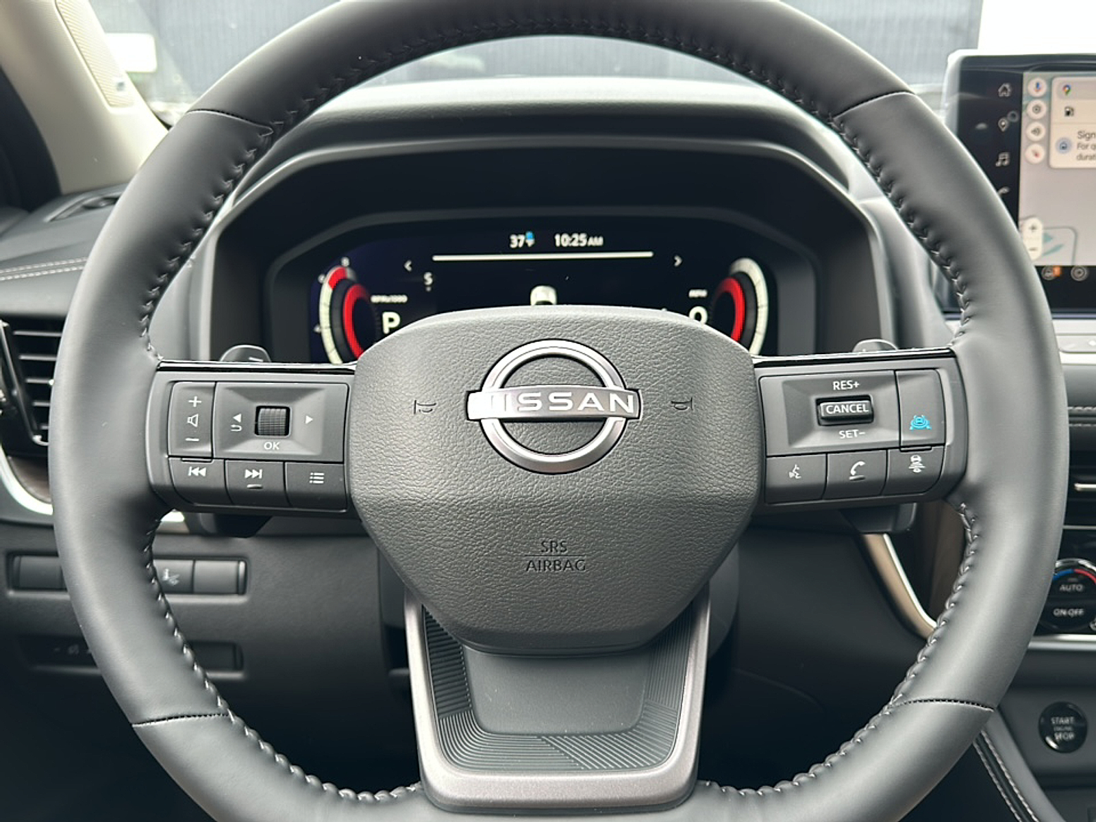 2025 Nissan Rogue Platinum photo 10