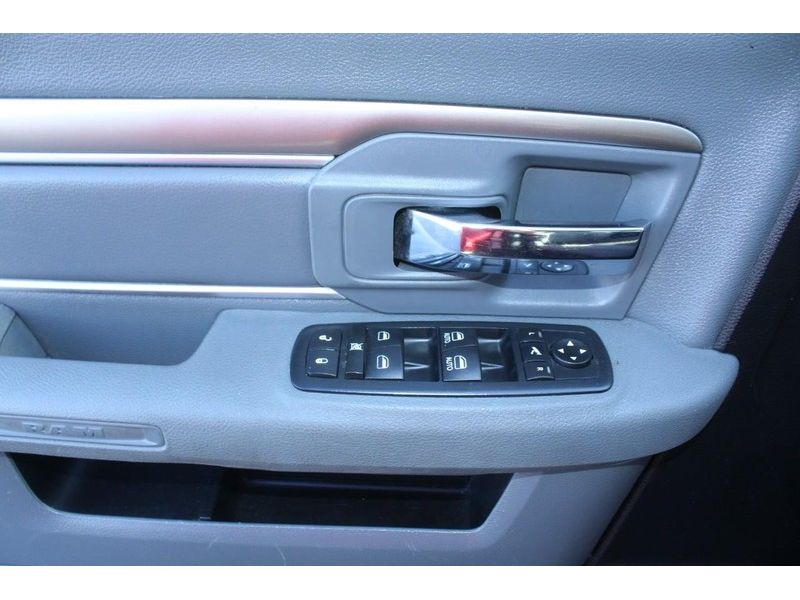 2016 Ram 1500 Big Horn photo 8