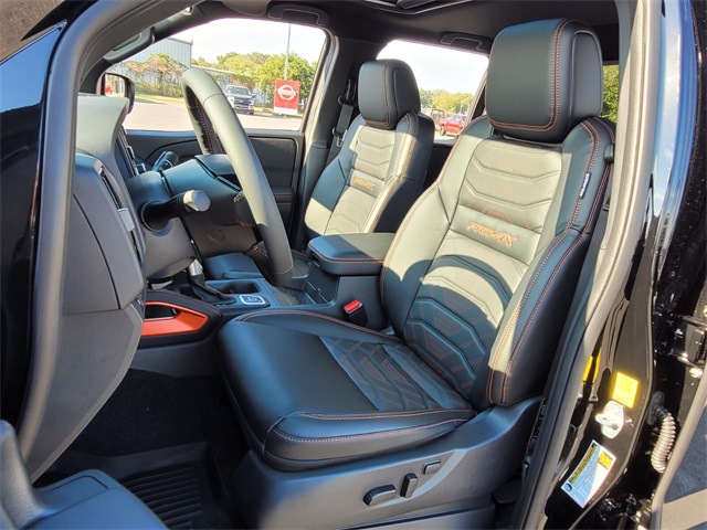 2026 Nissan Frontier Crew Cab PRO-4X photo 9