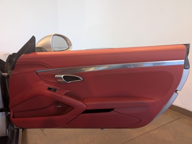 2013 Porsche Boxster S photo 25