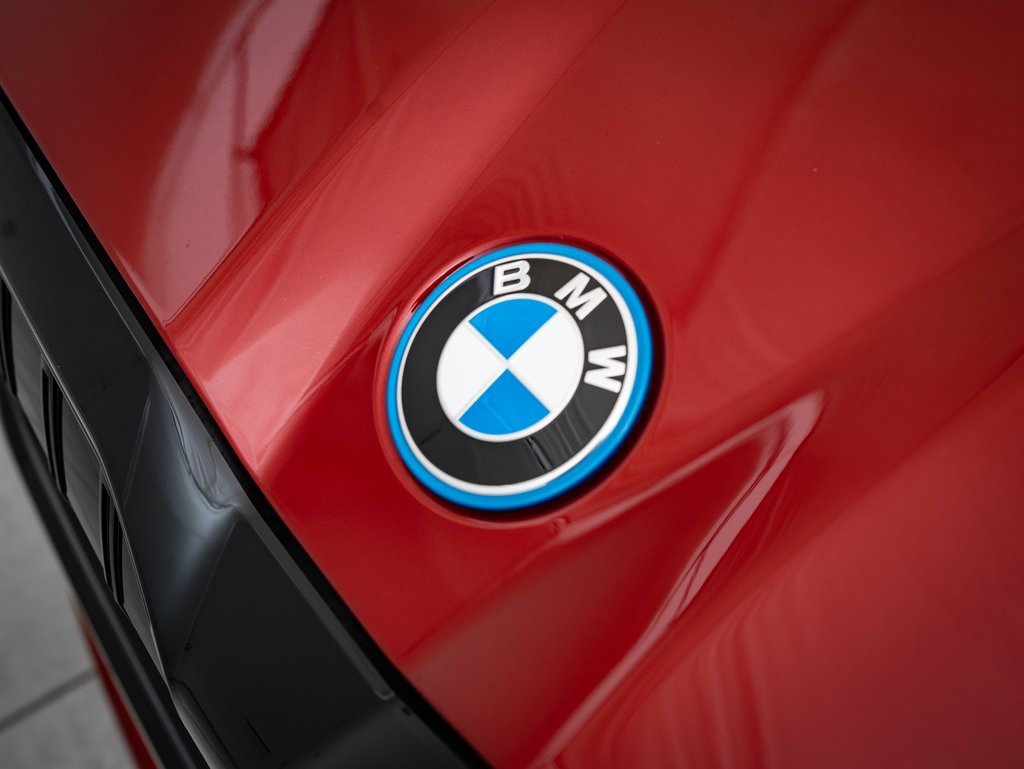 2026 Bmw 550e 550e xDrive photo 13