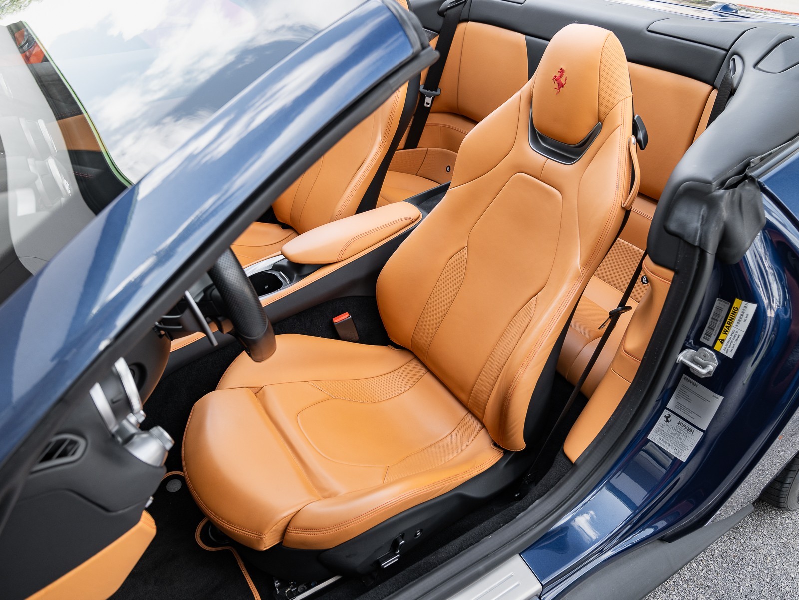 2019 Ferrari Portofino photo 4