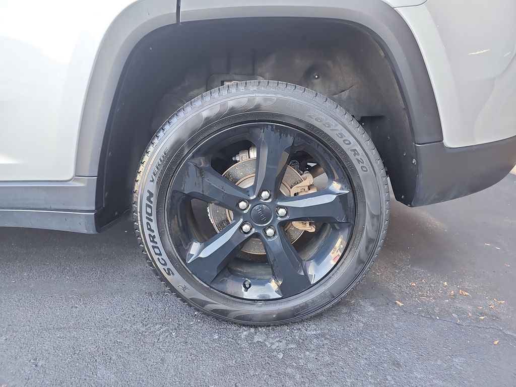 2023 Jeep Grand Cherokee Limited photo 28