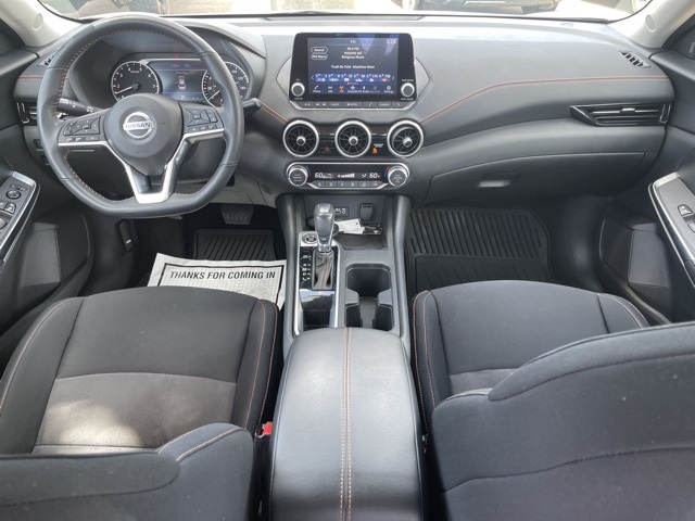 2023 Nissan Sentra SR photo 11
