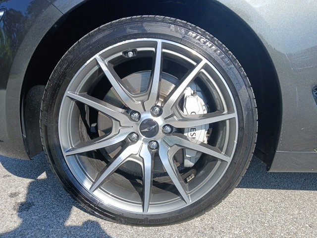 2025 Genesis G70 2.5T photo 9