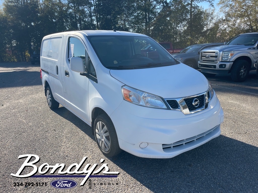 2015 Nissan NV200 SV's photo