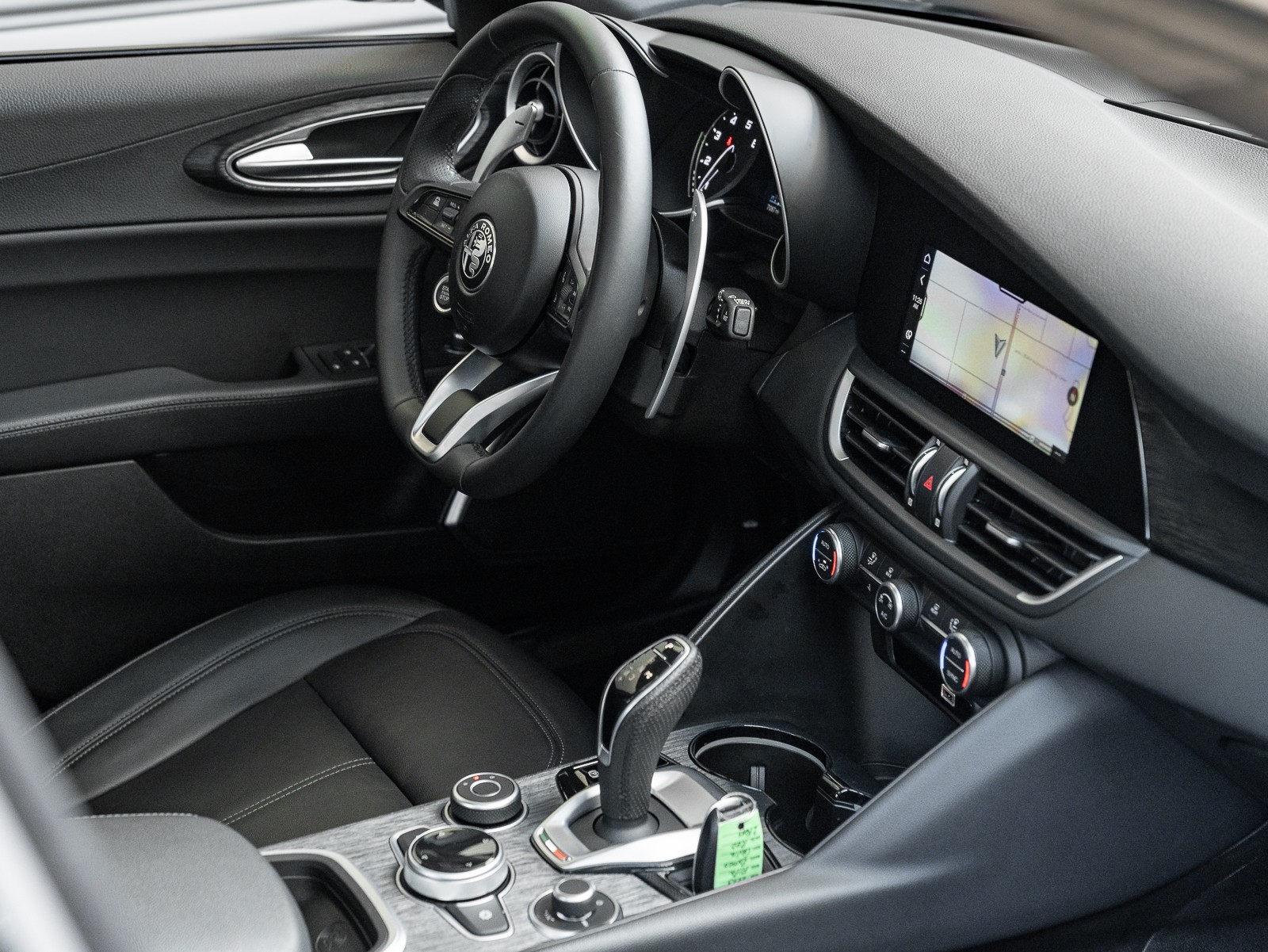 2023 Alfa Romeo Giulia SPRINT photo 13