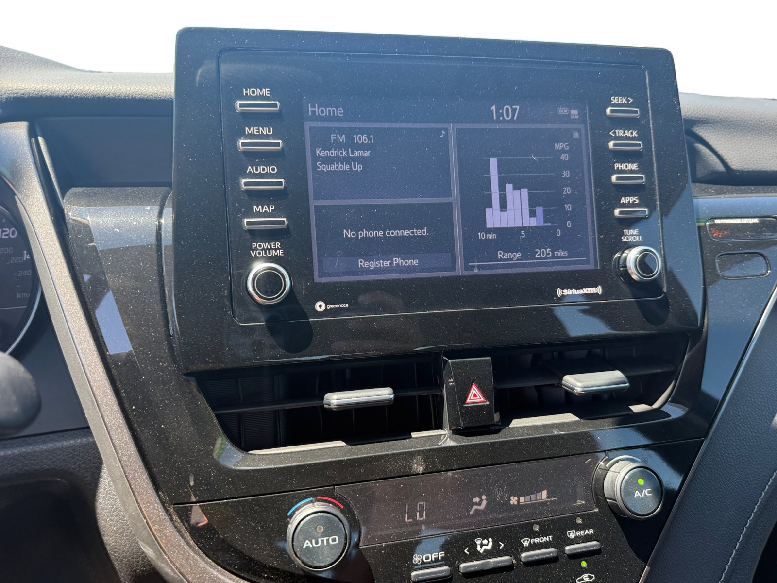 2021 Toyota Camry SE photo 12