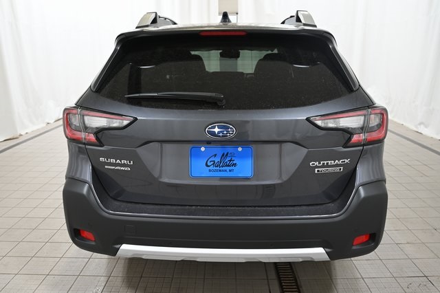 2025 Subaru Outback Touring photo 9
